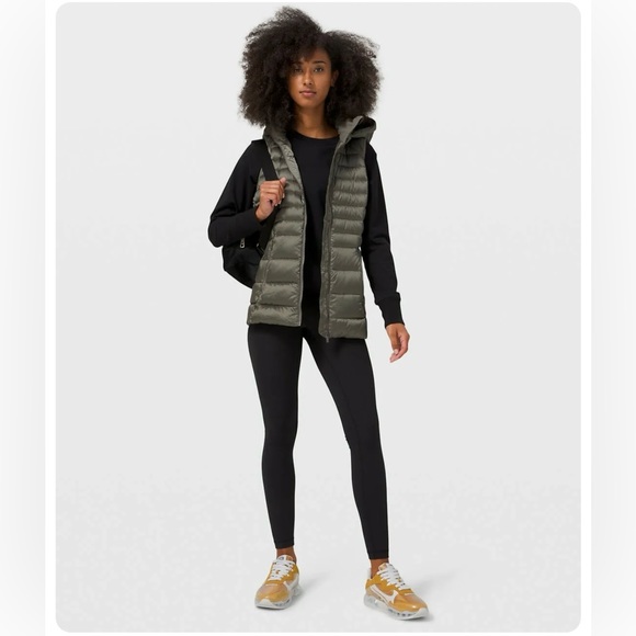 Lululemon Brave the Cold Vest Olive in size 6 - Picture 4 of 8